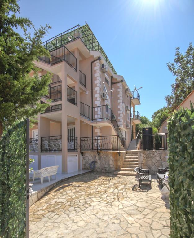 Apartments Bellavista Luštica Eksteriør bilde
